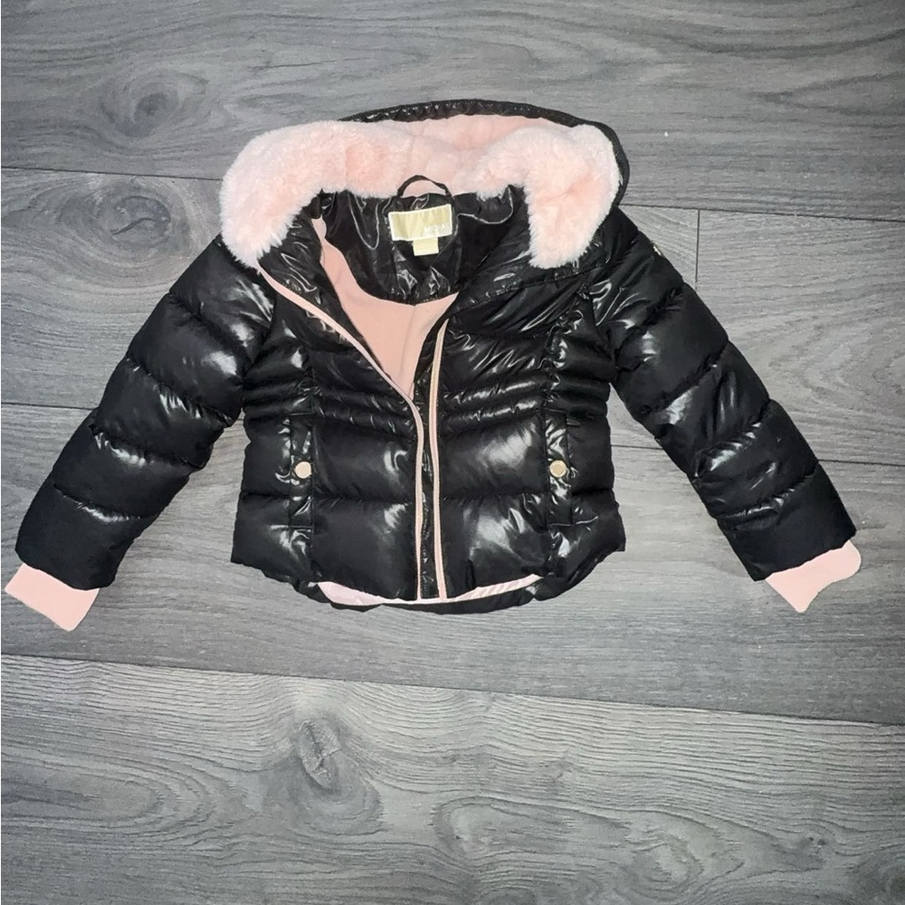 Michael Kors Black and Pink Kids Puffer Jacket Size 4 GIRLS excellent condition - Picture 5 of 8